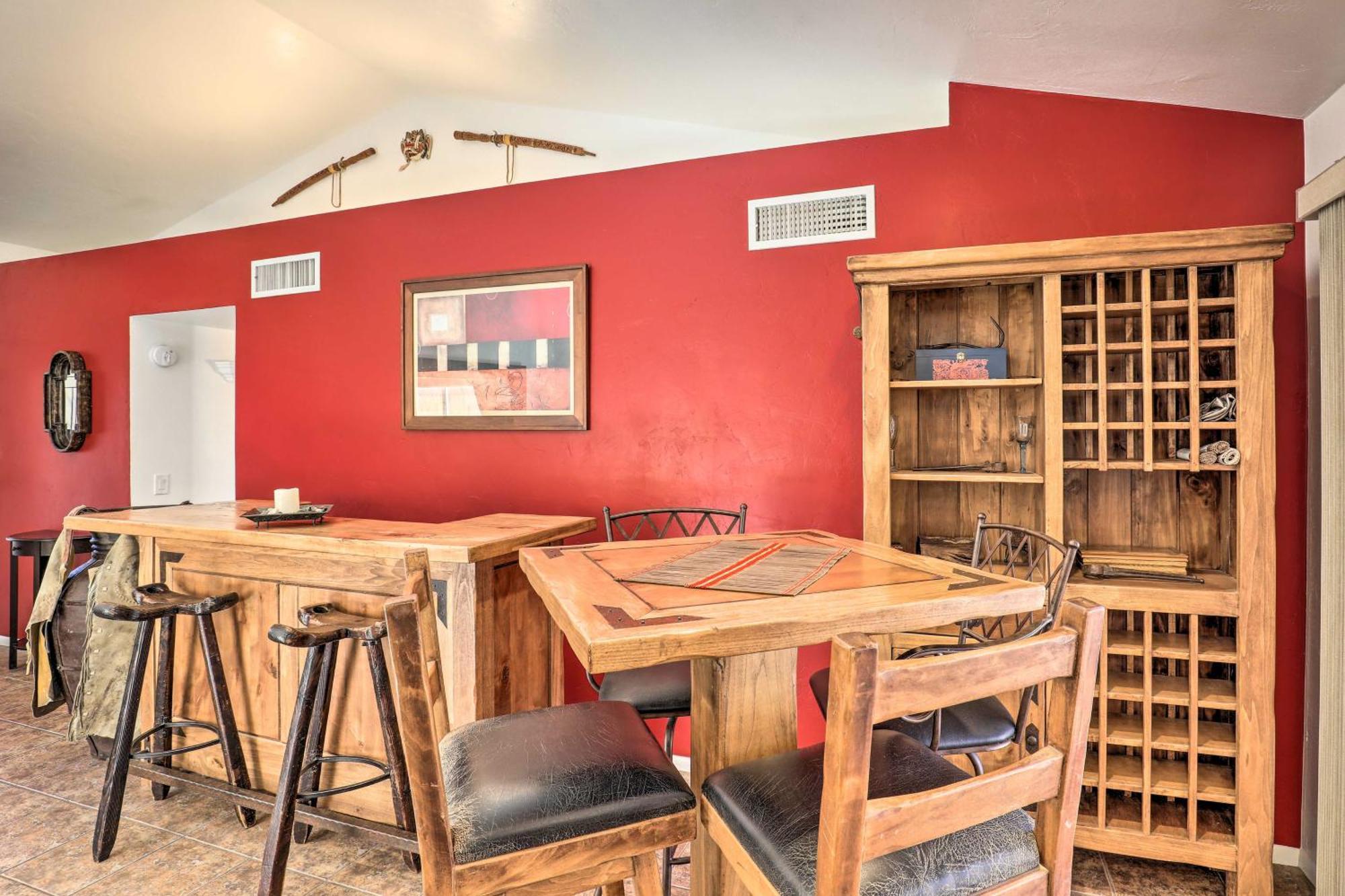 Вилла East Tucson House With Private Backyard And Fire Pit Экстерьер фото